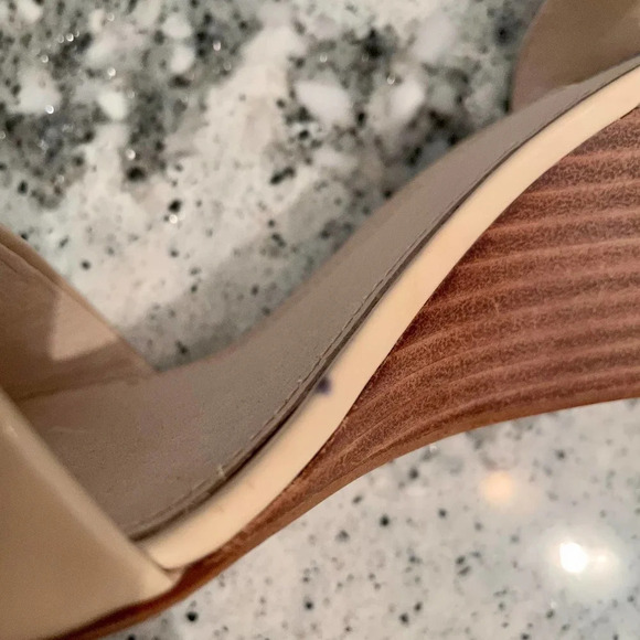 Louise et Cie Punya Patent Leather Wedge Heel Sandals Size 9 - Picture 4 of 9